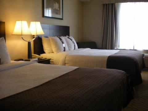 Hotel Courtyard By Marriott London Exterior foto