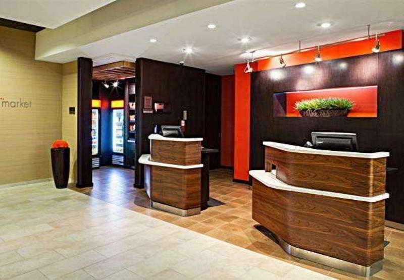 Hotel Courtyard By Marriott London Exterior foto